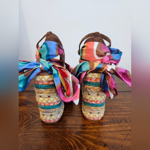 NWOB Kurt Geiger Multicolor Platform Sandals with Brown Accents European Size 39 - Picture 6 of 11